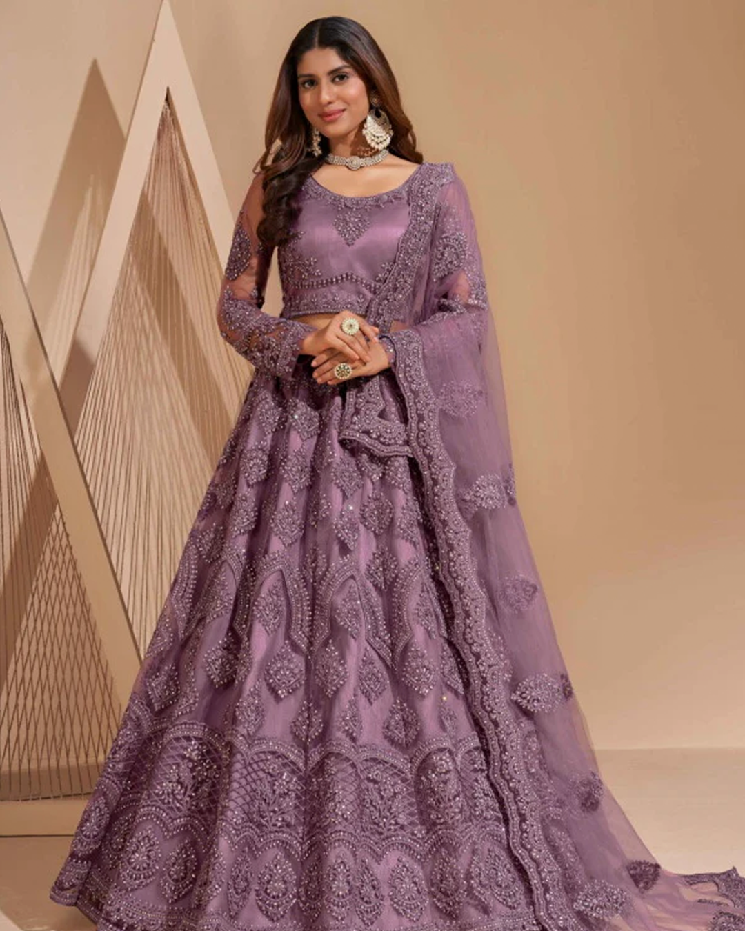 best ladies dress shops in vijayawada For the best comfort fashion Exclusive womens store in Vijayawada, I suggest, United pink has got latest trending collection in casual wears, office wear, 3 piece chudidhar sets, western wear, tops &