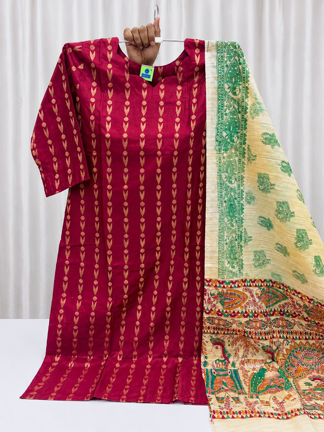 Handloom 3-Piece Suit Set with Functional Pocket & Art Kalamkari Dupatta @ ₹950/- | Free Shipping| Arrows