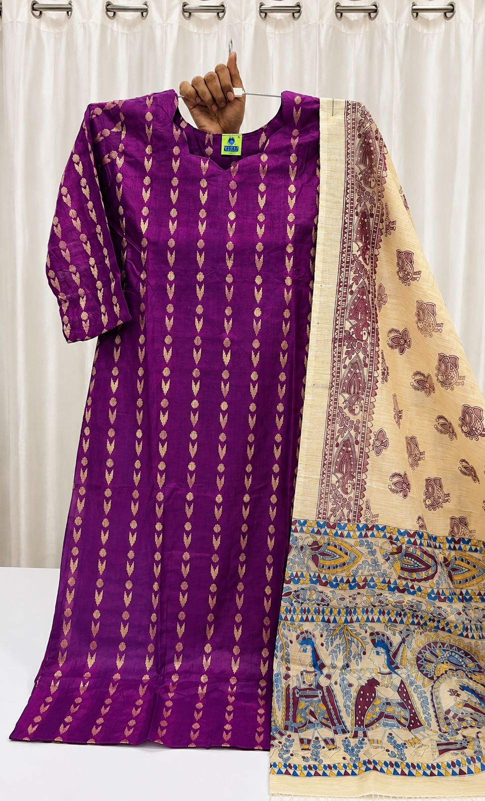 Handloom 3-Piece Suit Set with Functional Pocket & Art Kalamkari Dupatta @ ₹950/- | Free Shipping| Arrows